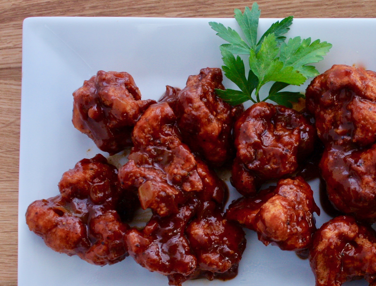 BBQ-Cauliflower-Wings a plate of cauliflower bbq wings