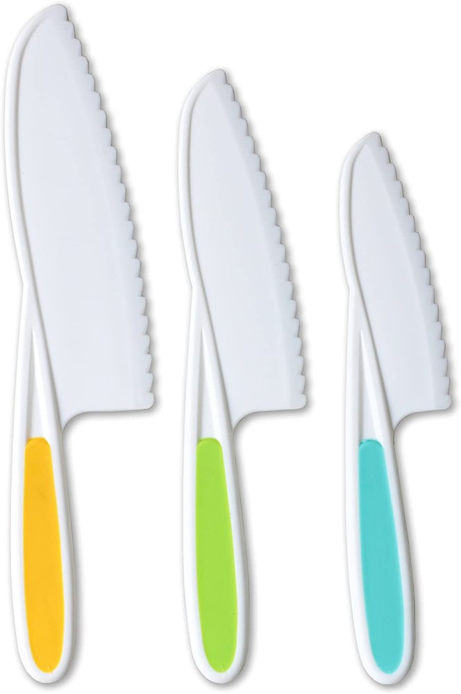 three different sized knifes