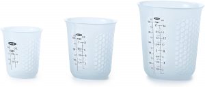 three measuring cups