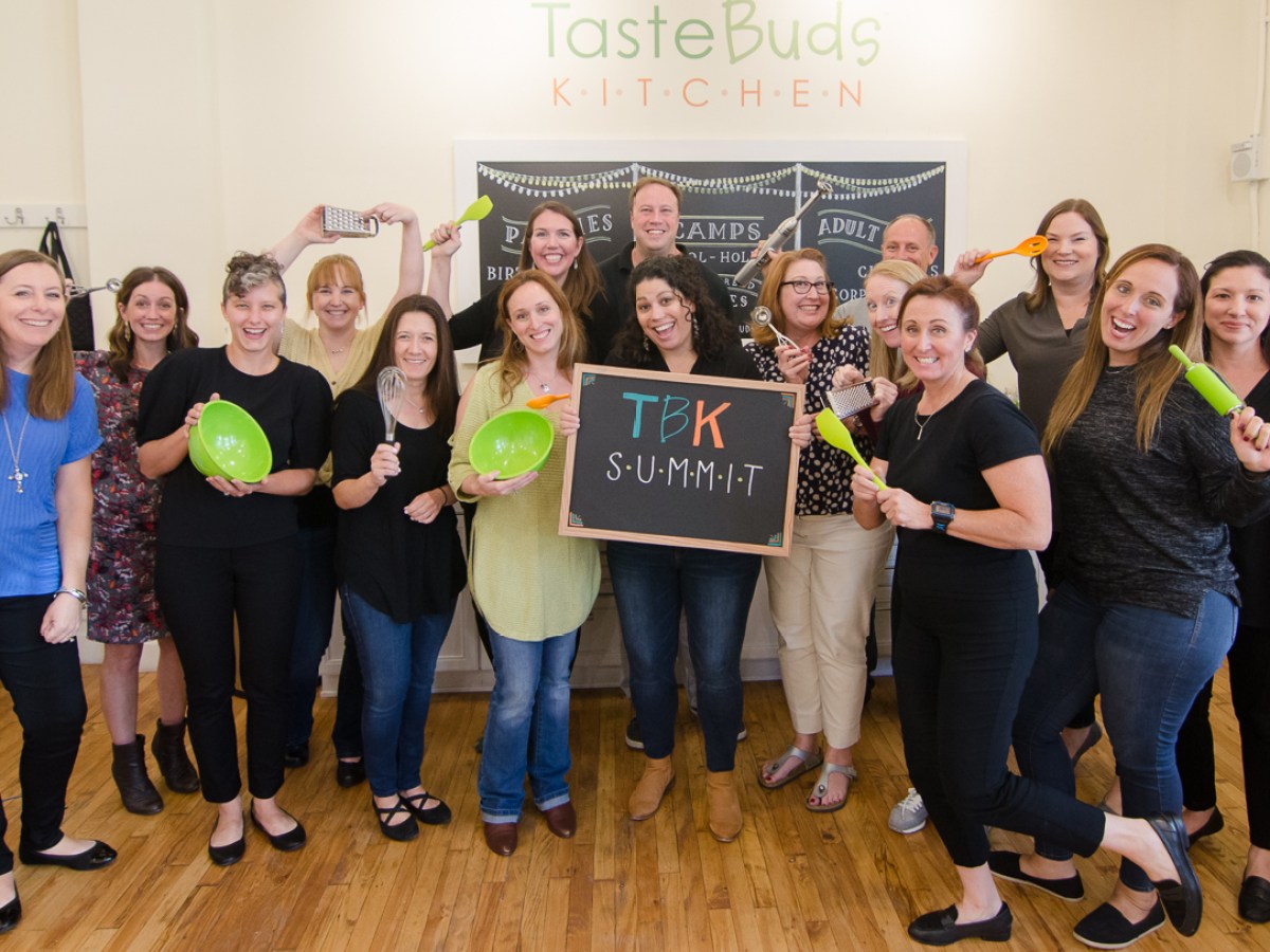 Rachel Pickup, teesha moore posing for a photo